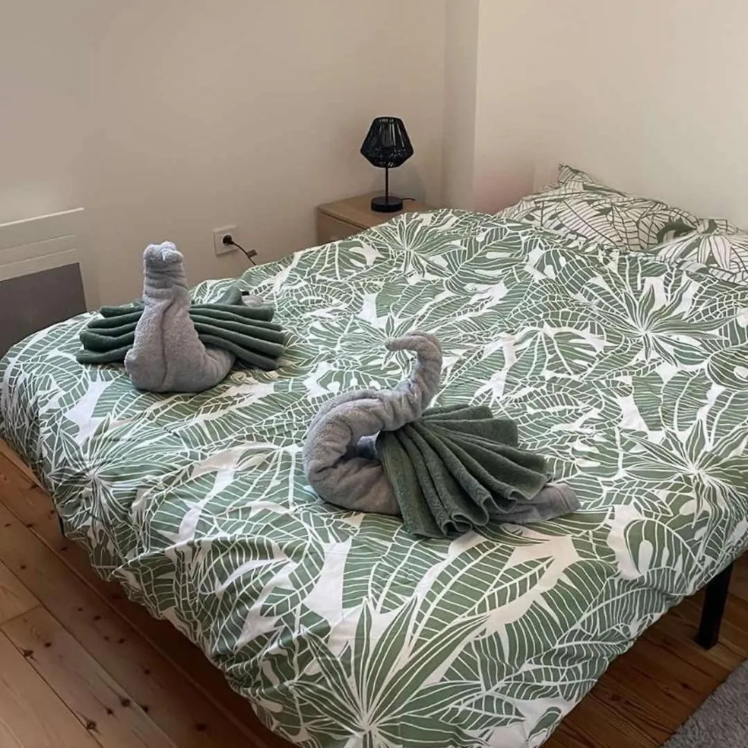 Appartement En Plein Centre Questembert